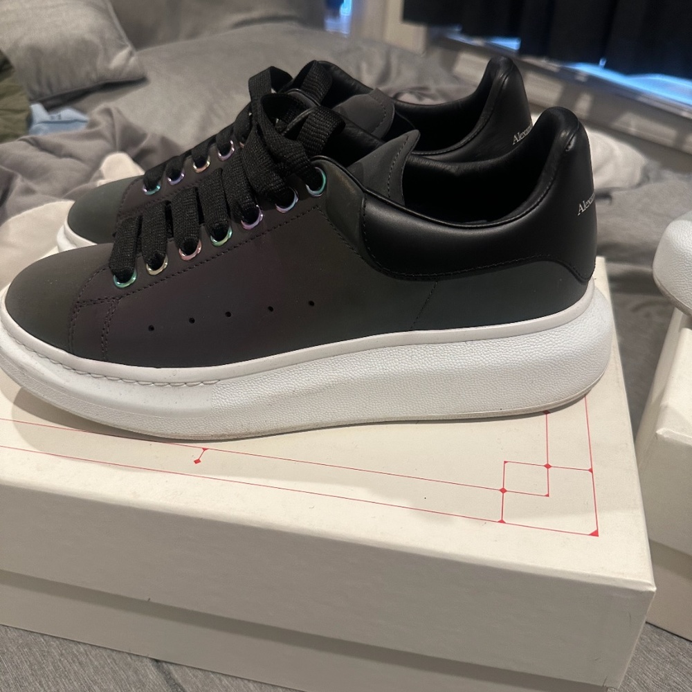 Alexander Mcqueen
